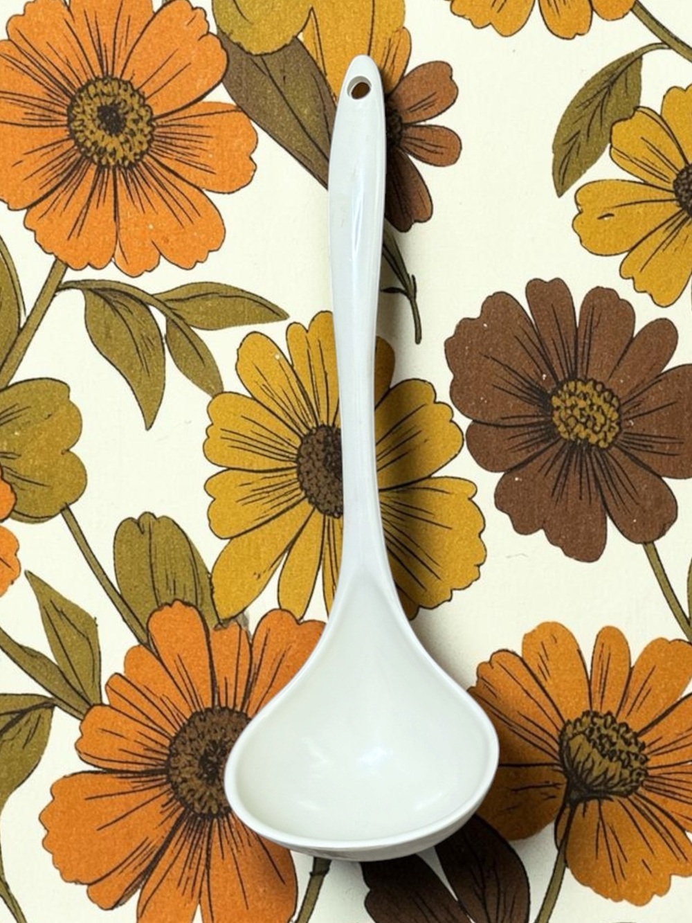 Vintage Ladle Cooking Utensil Melamine Ware Plastic Serving Kitchen
